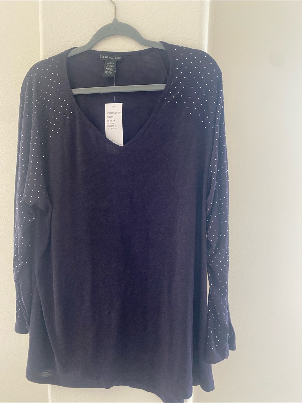 Design History Black V-Neck Long Sleeve Top with Silver Stud Accents Size 3X NWT
